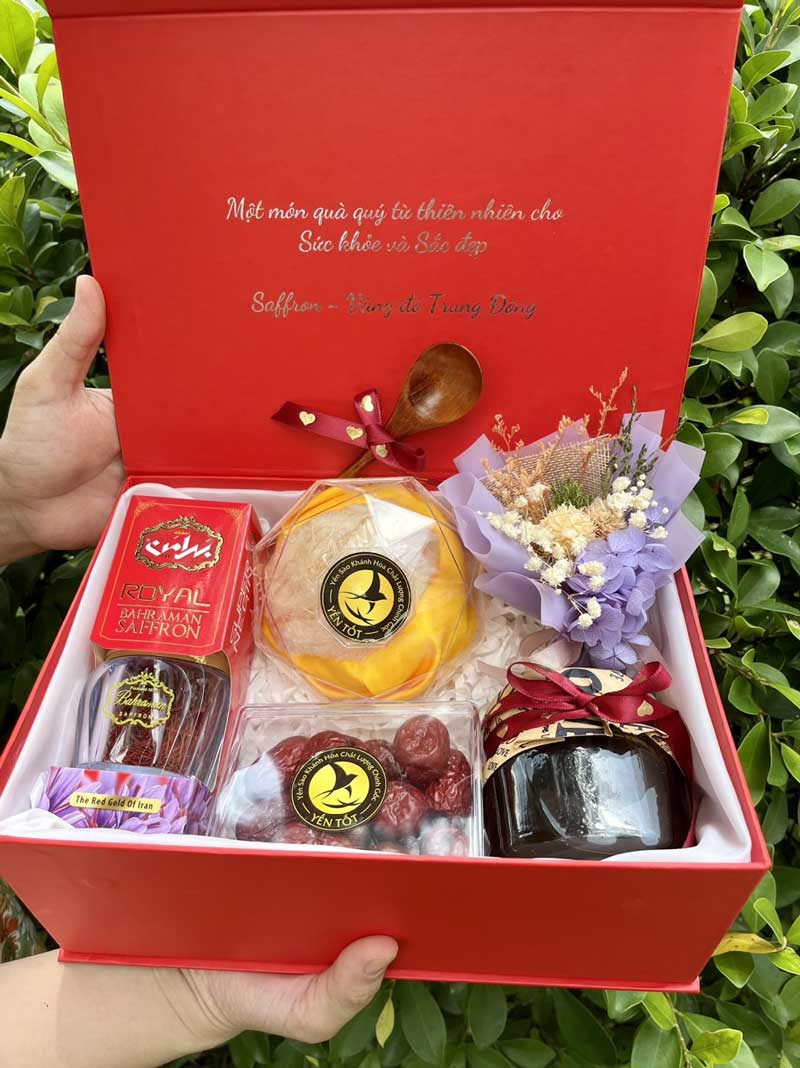 Quà Biếu Tết: Ý Nghĩa và Những Gợi Ý Độc Đáo Cho Ngày Xuân
