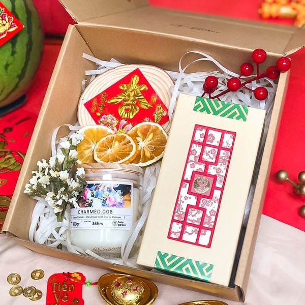 Quà Tết Doanh Nghiệp: Ý Tưởng Để Gắn Kết Nhân Viên và Khách Hàng Quà Tết Doanh Nghiệp: Ý Tưởng Để Gắn Kết Nhân Viên và Khách Hàng